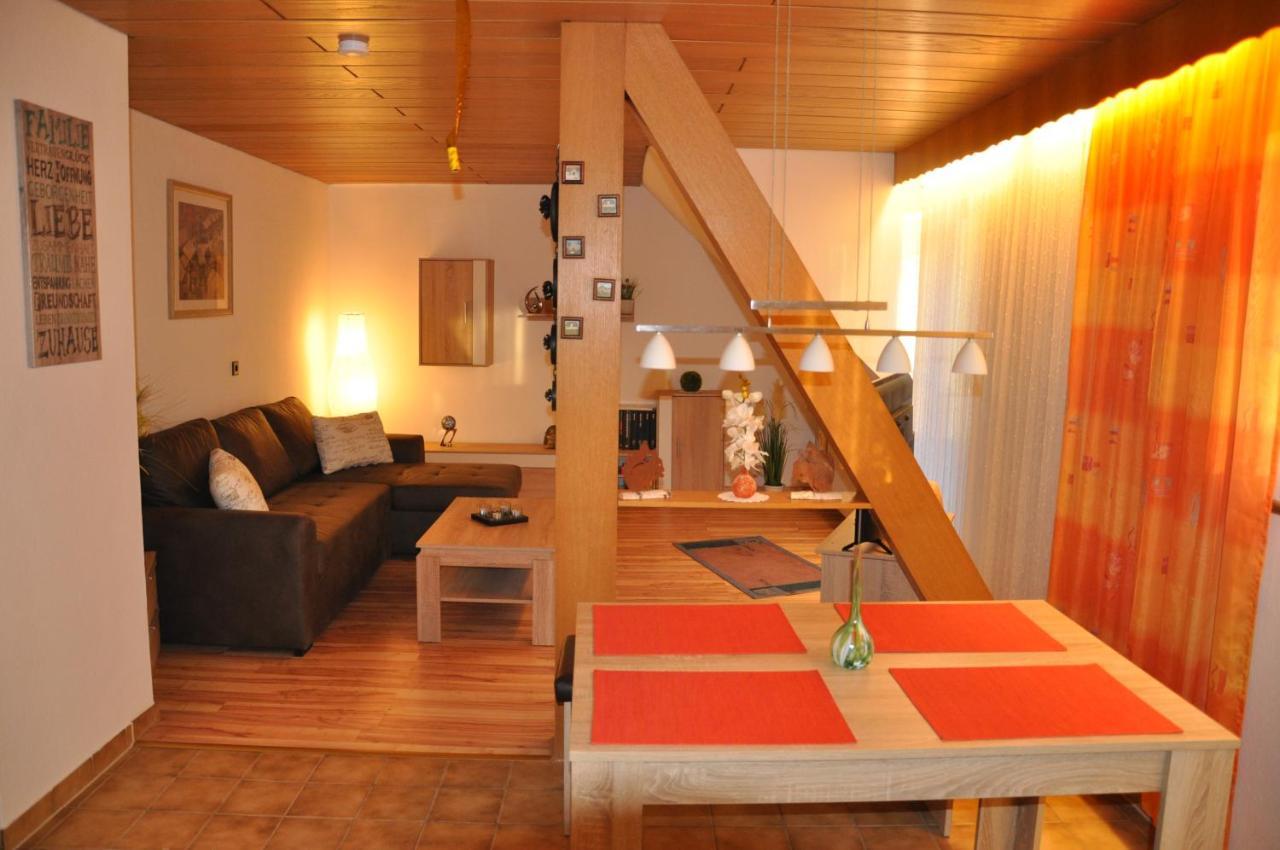 Rentrisch Am Waldrand Apartment Санкт Ингберт Екстериор снимка